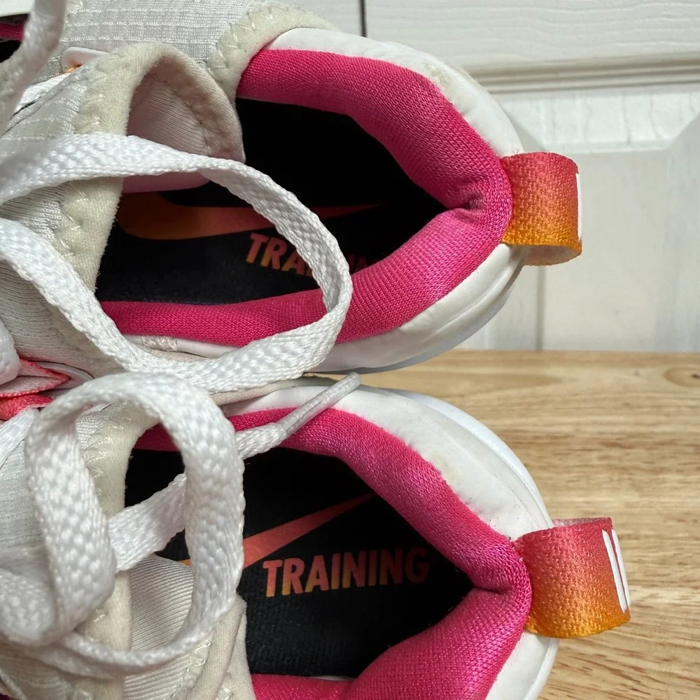 Nike Free Metcon 3 Size 7.5 White Pink Training Gym Shoes CD8526-100 Athleisure